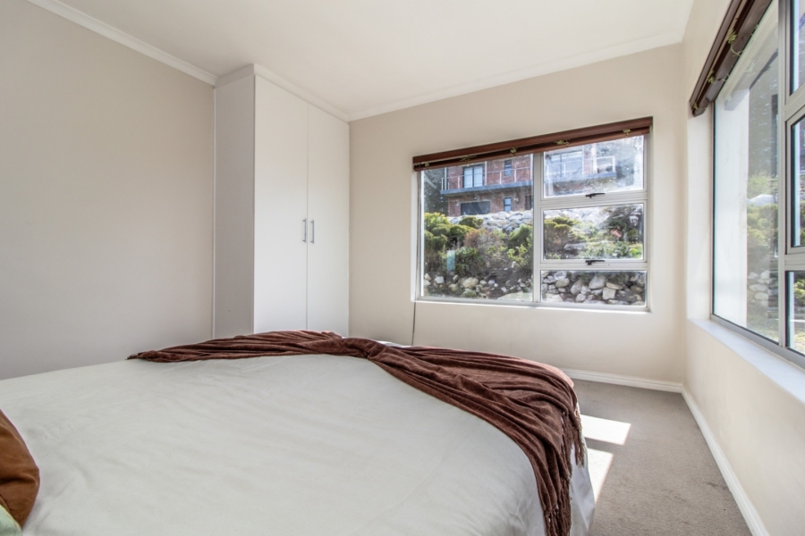 To Let 6 Bedroom Property for Rent in Bettys Bay Western Cape